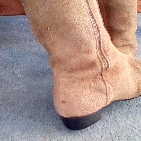 Vintage Boho Suede Boots with Fringe; Size 8.5 M - Picture 6 of 6